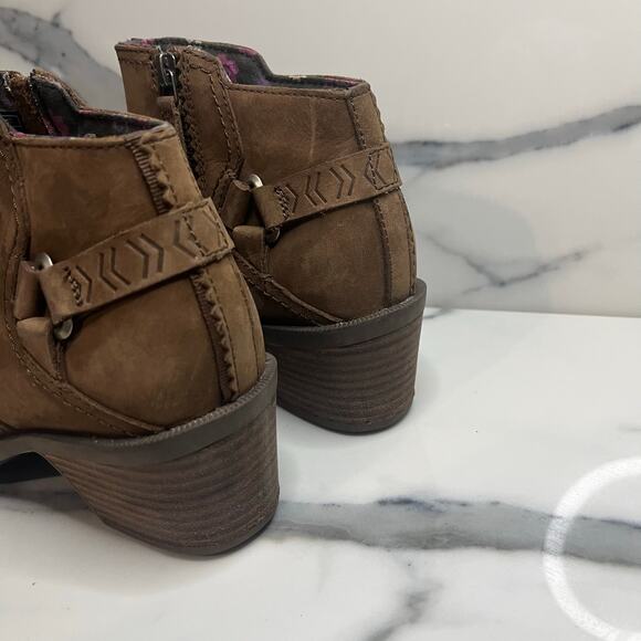 Teva Women's Brown Leather Foxy Ankle Boot Sz 7 Western Boho Festival Side Zip - Picture 4 of 6